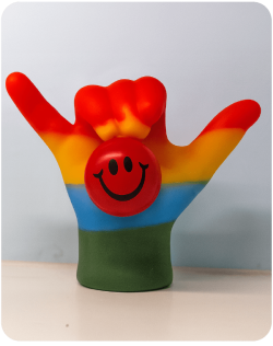 maos_de_cera_5.png